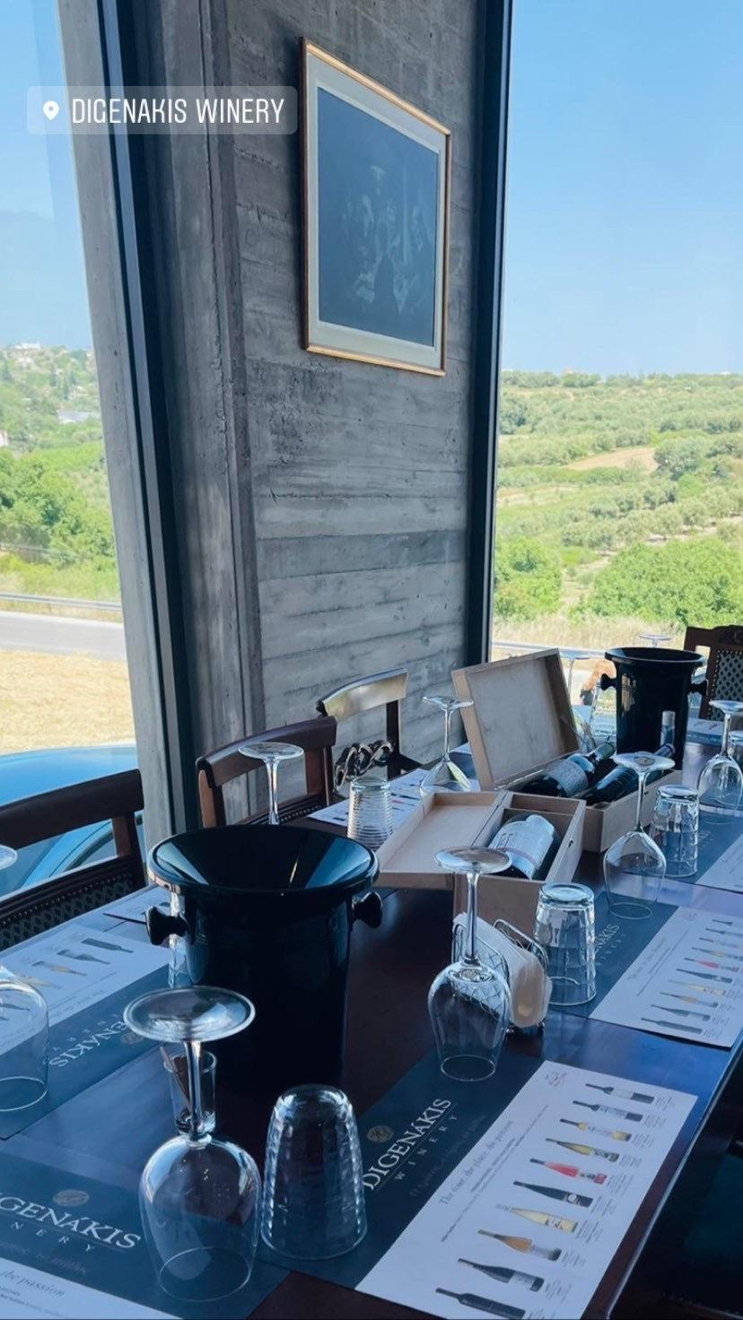 Tasting Experience at the Digenakis Art Winery