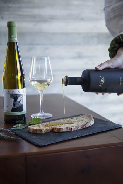 Γευσιγνωσία Κρασιού & Premium Κρητικό Γεύμα στο Digenakis Art Winery