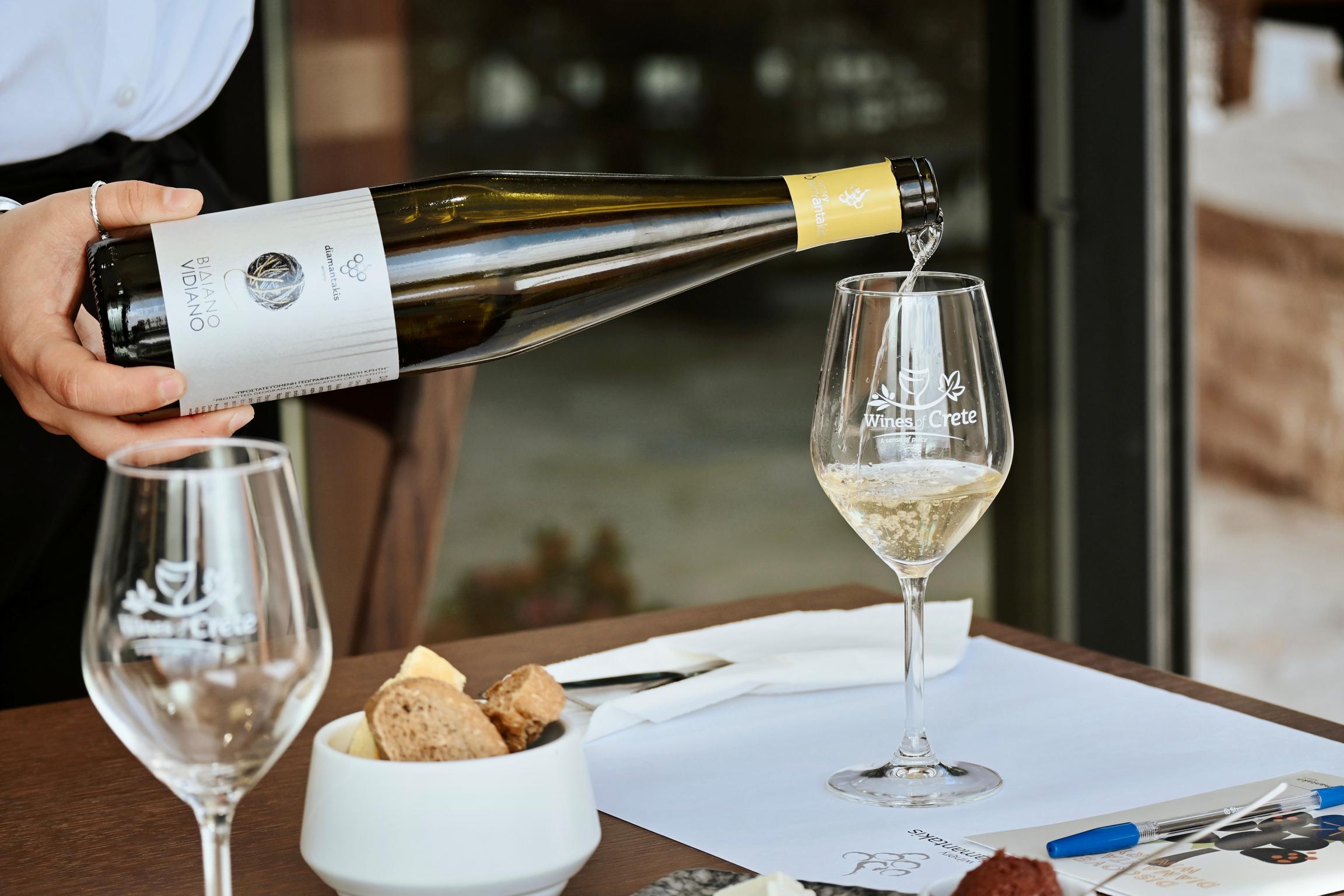 Taste the Wines - Tasting of 5 Cretan Wines